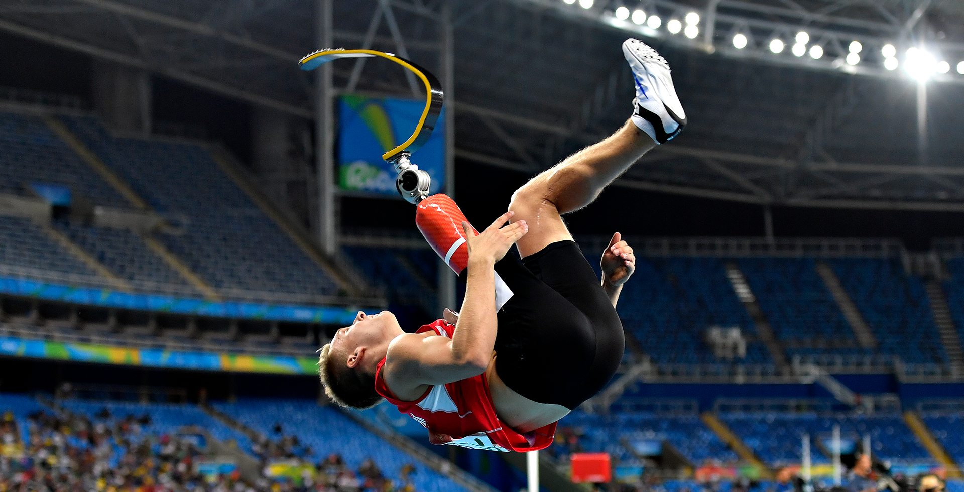 发展也为民 发展也为民